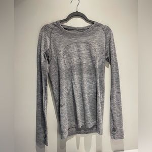 Lululemon long sleeve shirt